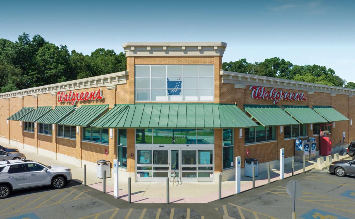 Commercial Property for Sale in Clinton Connecticut 06413